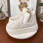 Adorable PlatformâBoots White Size 7.5 Photo 0