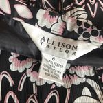 Allison Taylor Like New Sweet Floral Print Skirt Photo 4