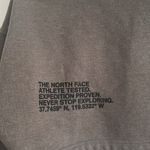 The North Face 
Women's Coordinates Crop Drop Pullover Hoodie EUC Photo 2