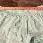 Lululemon  Run Pace Skirt Wagon Stripe Fresh Teal/White size 10 tennis run skort Photo 6