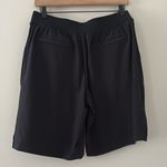 Athleta Brooklyn Bermuda Short Featherweight 9” Black Size 8 Photo 5