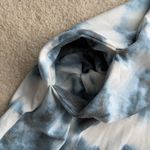 Zenana Outfitters  Blue and White Casual Top Photo 3