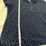 L.L.Bean Slightly Fitted Women’s Sz:XL Reg Polka Dot Polo Shirt Navy Blue & White Photo 3