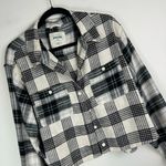 American Eagle  Cozy Cropped Flannel Shirt Sz Large Black White Plaid Photo 5