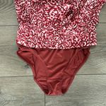 Athleta NWOT 3” High Rise Mesh Racer Run Burgundy Leopard Shorts Size XXS Photo 7