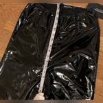 Pretty Little Thing NWT shape high waist vinyl leggings in black size 8 Photo 9