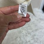 Elegant Ivory Sweater with American Flag Design Red Size M Photo 4