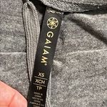 Gaiam  size XS hooded pullover short sleeve super soft fabric athletic wear comfy Photo 7