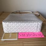 Michael Kors Purse Photo 4