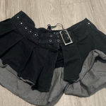 Black and Gray Pleated Mini Skirt Size 2X Photo 0