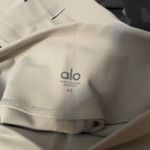 Alo Yoga Light Grey Ripped Warrior Leggings XS Photo 4