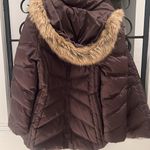 London Fog puffer hooded jacket size Medium Read Notes Photo 7