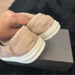 Hey Dude  tan glitter casual shoes sneakers women’s 8 Photo 4