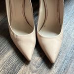 RALPH AND RUSSO NUDE PATENT WITH GOLD HIGH HEEL PUMP Size 8 Photo 1