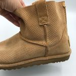 UGG  Suede Mini Ankle Chesnut Slip On Boots Womens 7 Snow Winter Tan Classic Photo 4