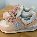 New Balance 574 Size 6 Women's Pink and White Sneakers WL574NE2 Photo 9