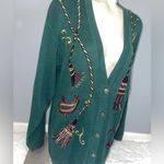 Vintage Casual Corner hunter green embroidered v Photo 1