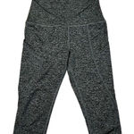 Maacie Maternity Gray Athletic Cropped Pants Medium Photo 0