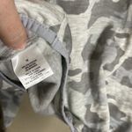 Olive & Oak  NWT medium Gray Camo Half-Zip Hoodie lightweight soft Photo 4