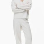 Babaton Aritizia The Group By  Saunter Pant In Heather Matte Pearl Photo 0