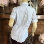 VINTAGE CIRCA 1980'S UNBRANDED WHITE & BLUE PINSTRIPE BUTTON DOWN SHIRT (S) Photo 3