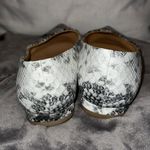 EXPRESS Snakeskin Classic Pointed Ballerina Flats Shoes Photo 2