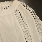 Skies Are Blue 💕💕Eyelet Lace Longsleeve Blouse ~ White Medium M NWT Photo 4