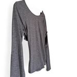 GapFit Women's Grey Crop-top Photo 1