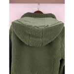 Love Tree Women’s Green Sherpa Sweater Size L Photo 3