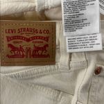 Levi's Levi Women’s Cream High Rise Denim Jeans - Ribcage Straight. Size: 29 Photo 3