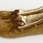 UGG  Women's Dakota Suede Slippers – Chestnut, Size 7 (S/N 5612) EUC Photo 0