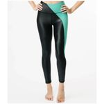Zyia  Active Jade River Stone Metallic Light n Tight
High Rise 7/8 Legging Photo 1