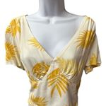 Madison & Berkeley Anaya Flutter Sleeve Midriff Leaf Print Size Medium Top Photo 8