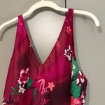 N by Natori Floral Sleeveless V Photo 2