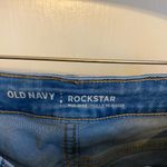 Old Navy Rockstar Mid Rise skinny distressed jeans Size 6 Photo 3