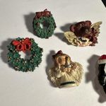 Christmas Holiday Brooch Pins Lot Of 5 Teddy Bear Angel, Penguin, Wreath Etc Photo 2