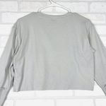 Gymshark ‎ Long Sleeve Crop Top Cut Out Neckline Gray Activewear Womens Small Photo 13