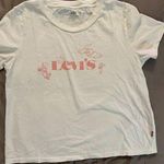 Levi's MSRP $25  Trendy Plus Cotton Graphic T-Shirt White Size Small Photo 0