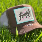 HOWDY SnapBack / trucker hat Photo 1