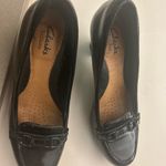 Clarks Artisan Women's Glossy Black Loafers 6M. No flaws-Very light wear Photo 4
