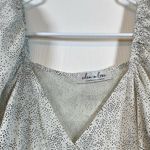 Women's EDEN IN LOVE HONOLULU HAWAII White Flounce Flowy V Photo 3