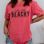 FEELIN A LITTLE BEACHY tee. Size undefined Photo 0