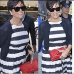 Valentino Garavani Valentino Va Va Voom Stud Black Lambskin Crossbody Gold Chain Bag Celebrity Photo 15