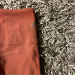 Lululemon  brier rose groove pants size 6 Photo 2