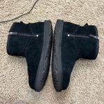 UGG  CLASSIC MINI BOOT Sz 5 Black Photo 2