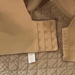 Cacique  Bra, Tan, Lightly lined, full coverage size 44H Photo 3