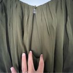 Alice + Olivia  Josie 100% Silk Blouson dress small olive green Photo 4