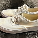 Vans Womens sz6  low top lace up shoes- Bleach Wash - Ballad Blue Photo 0