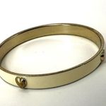Cream and gold tone heart enamel bangle bracelet Photo 0