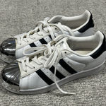 Adidas  Superstar Shoes Women’s 6 White Silver Metallic Toe Cap Athletic Photo 0